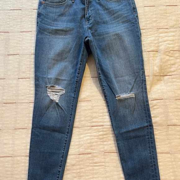 Madewell 9” Mid-Rise Skinny Jeans - Picture 2 of 13